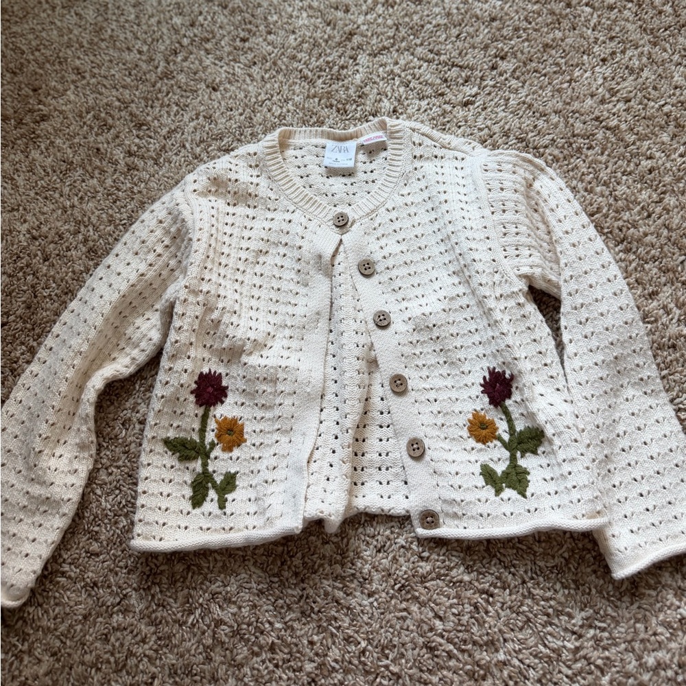 Kids Zara Cream Knit Cardigan with Floral Embroidery SZ 6